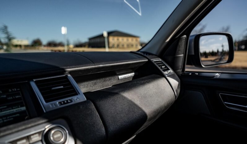 
								2013 Land Rover Range Rover Sport HSE full									