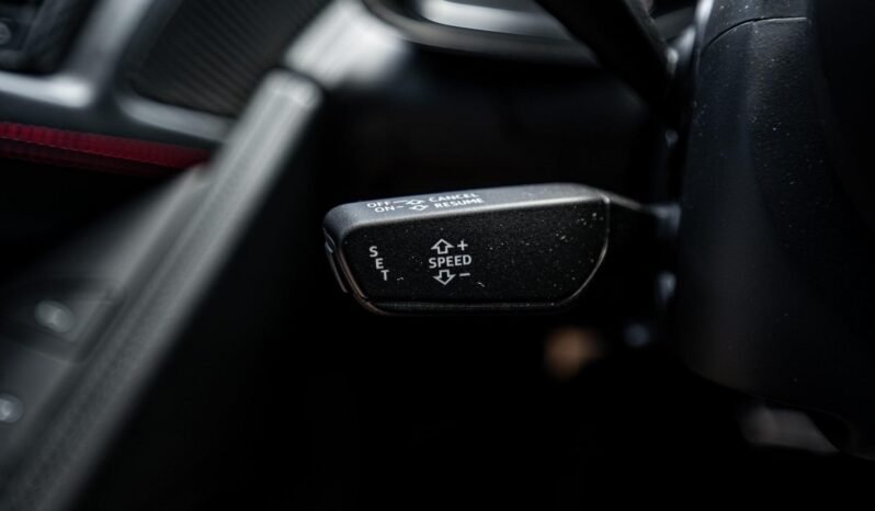 
								2017 Audi R8 5.2 Plus full									