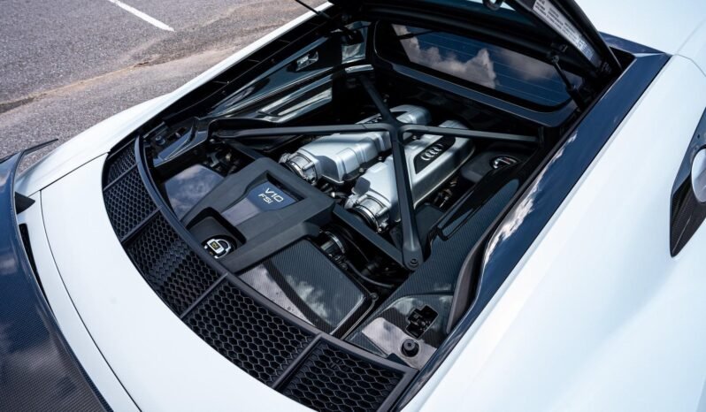 
								2017 Audi R8 5.2 Plus full									