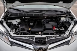 
										2018 Toyota Sienna L full									