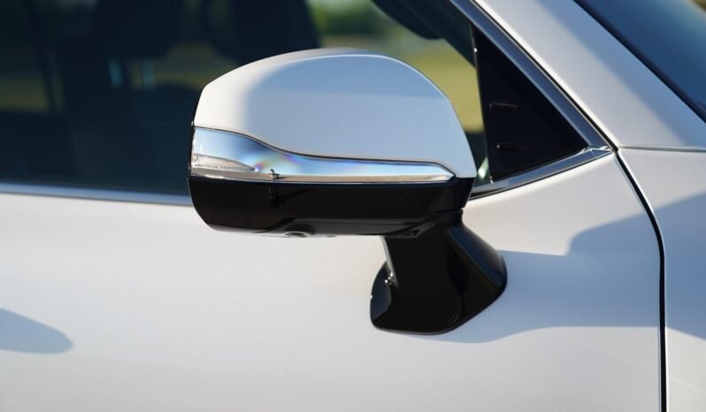 
								2022 Lexus LX 600 Ultra Luxury full									