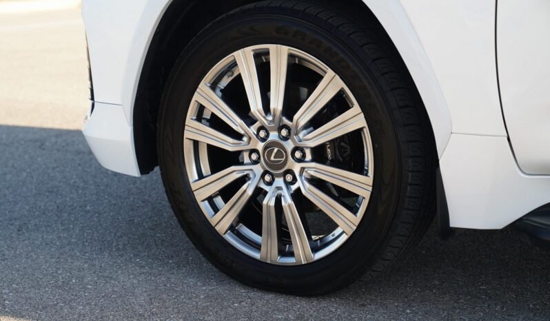 
								2022 Lexus LX 600 Ultra Luxury full									