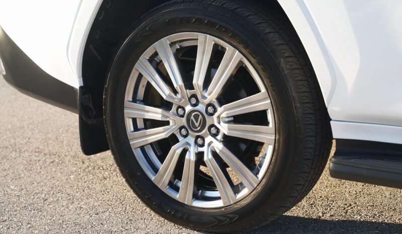 
								2022 Lexus LX 600 Ultra Luxury full									