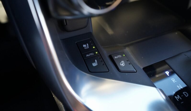 
								2022 Lexus LX 600 Ultra Luxury full									