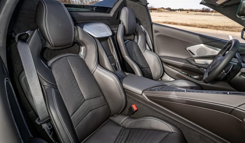 
								2020 Chevrolet Corvette Stingray full									