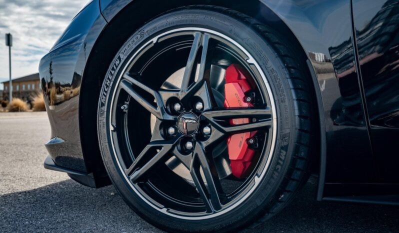 
								2020 Chevrolet Corvette Stingray full									