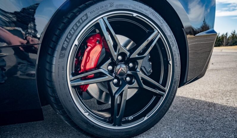 
								2020 Chevrolet Corvette Stingray full									