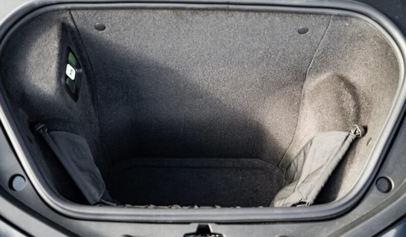 
								2020 Chevrolet Corvette Stingray full									