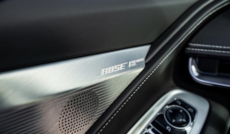 
								2020 Chevrolet Corvette Stingray full									