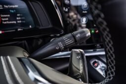 
										2020 Chevrolet Corvette Stingray full									
