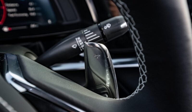 
								2020 Chevrolet Corvette Stingray full									