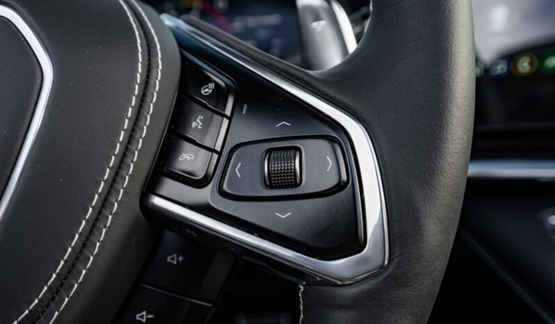 
								2020 Chevrolet Corvette Stingray full									