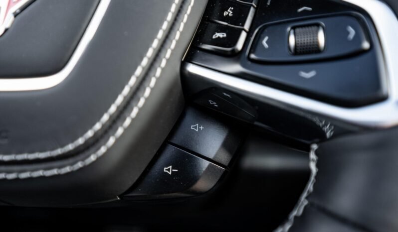 
								2020 Chevrolet Corvette Stingray full									