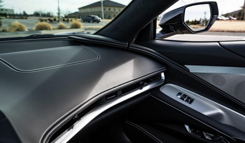 
								2020 Chevrolet Corvette Stingray full									