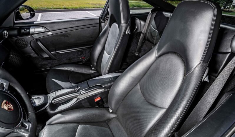 
								2010 Porsche 911 TURBO full									