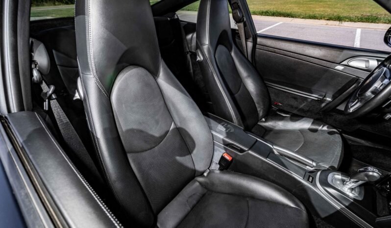 
								2010 Porsche 911 TURBO full									