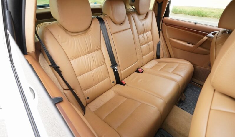 
								2005 Porsche Cayenne Turbo full									