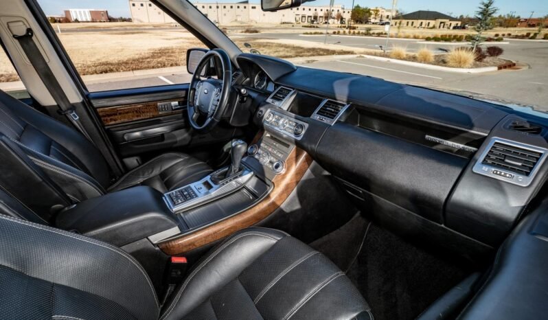 
								2013 Land Rover Range Rover Sport HSE full									