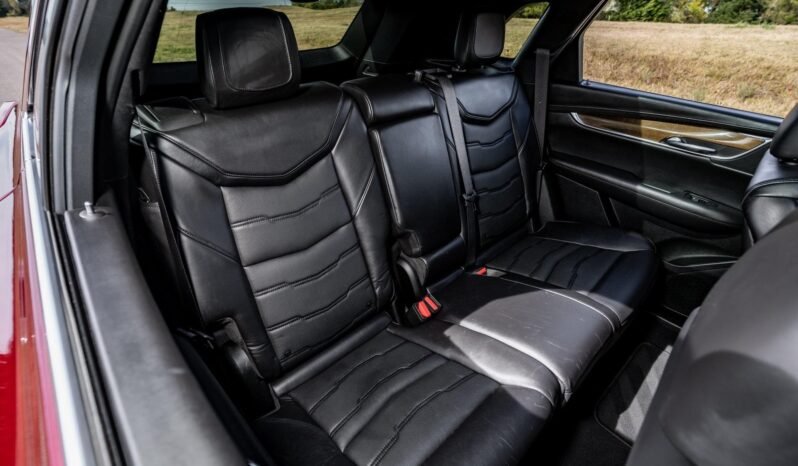 
								2017 Cadillac XT5 Platinum full									