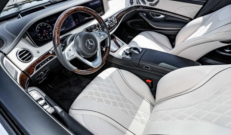 
								2018 Mercedes-Benz Maybach S 560 full									