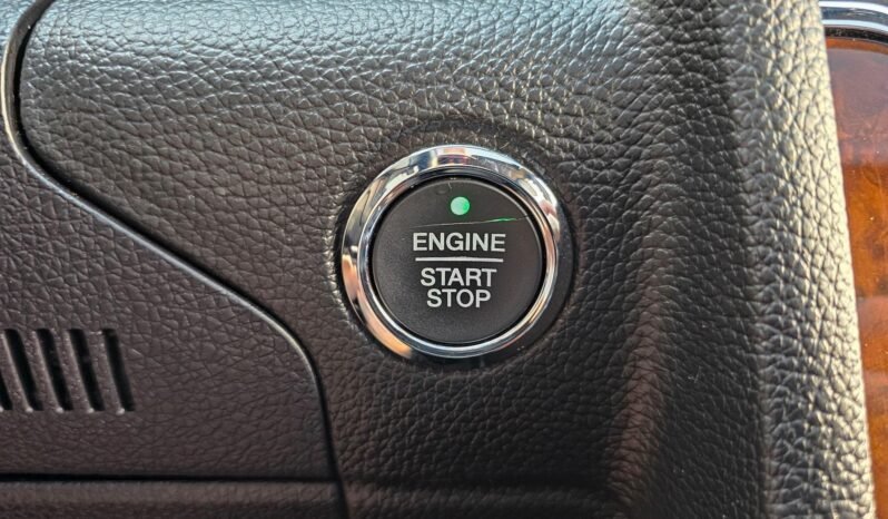 
								2017 Lincoln Navigator Select full									