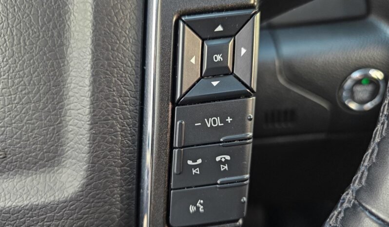 
								2017 Lincoln Navigator Select full									