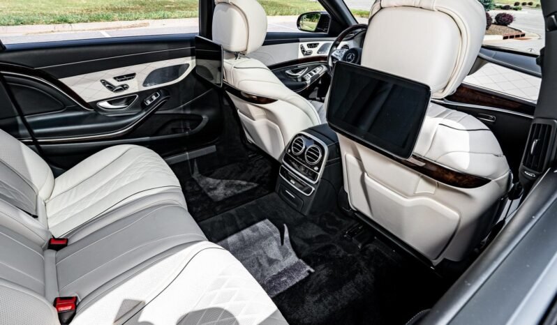 
								2018 Mercedes-Benz Maybach S 560 full									