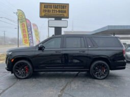 
										2022 Cadillac Escalade ESV Sport Platinum full									