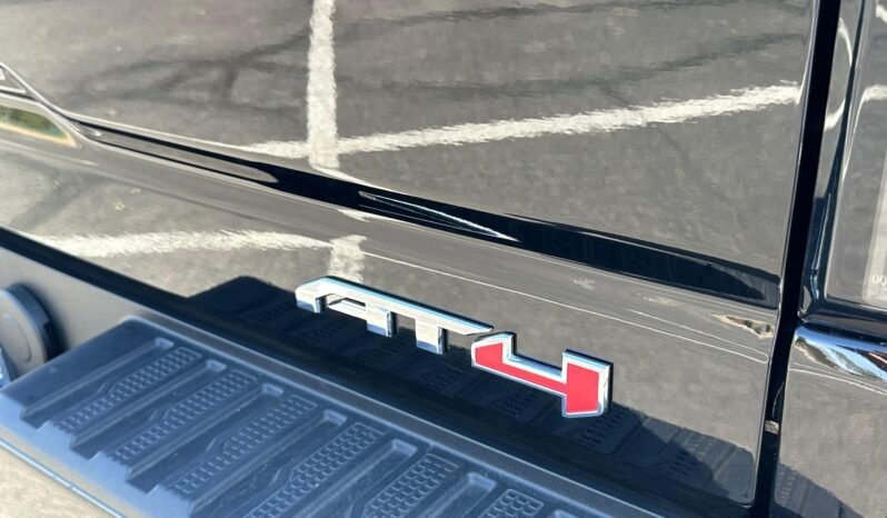 
								2024 GMC Sierra 2500HD AT4 full									