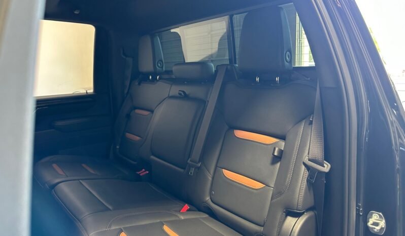 
								2024 GMC Sierra 2500HD AT4 full									
