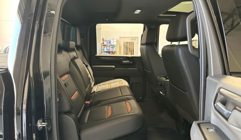 
								2024 GMC Sierra 2500HD AT4 full									