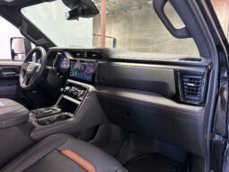 
										2024 GMC Sierra 2500HD AT4 full									