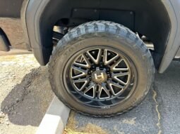 
										2024 GMC Sierra 2500HD AT4 full									